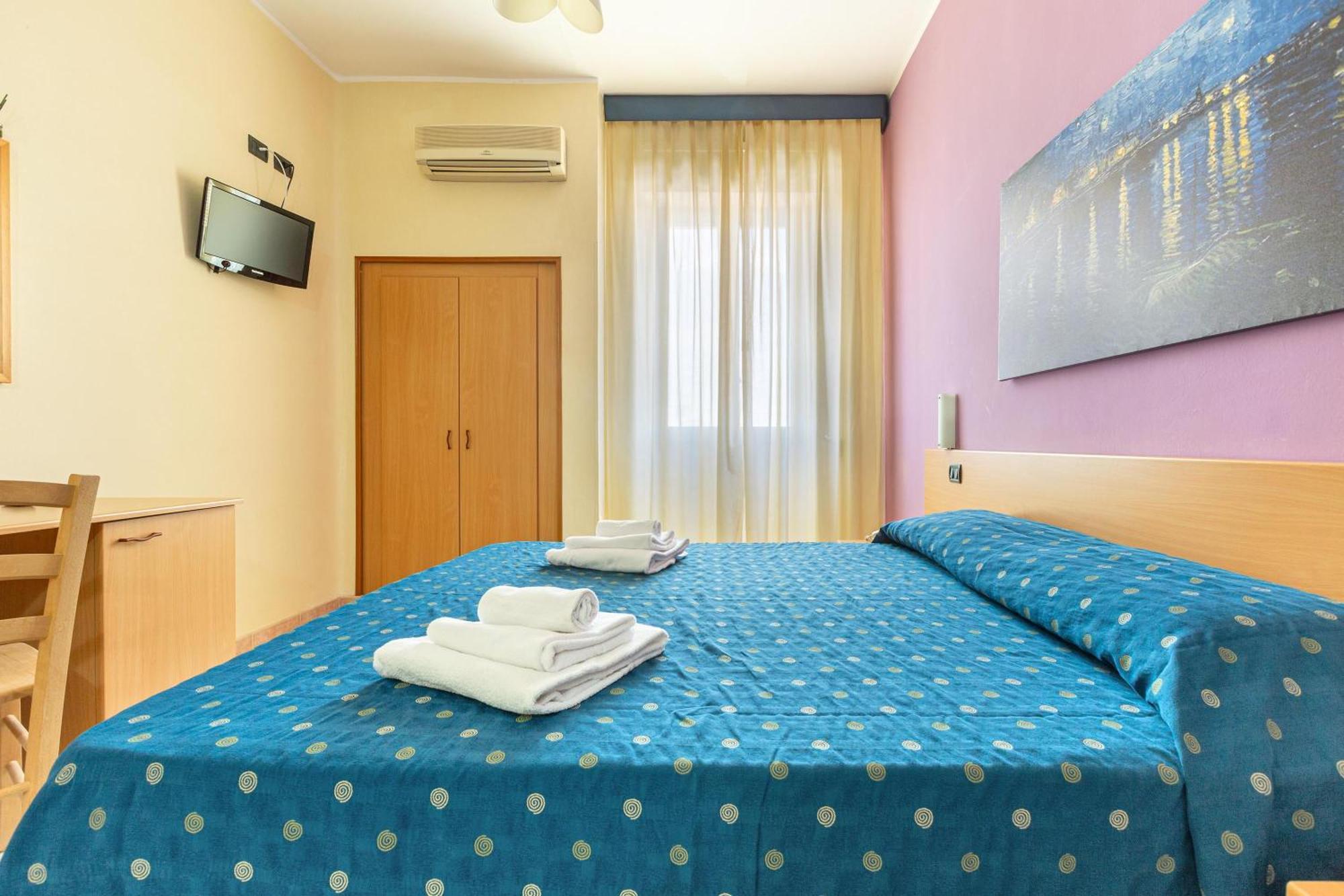 Hotel Il Riccio Porto Cesareo Bagian luar foto
